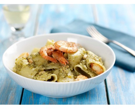 Paccheri with zucchini spread and shrimps