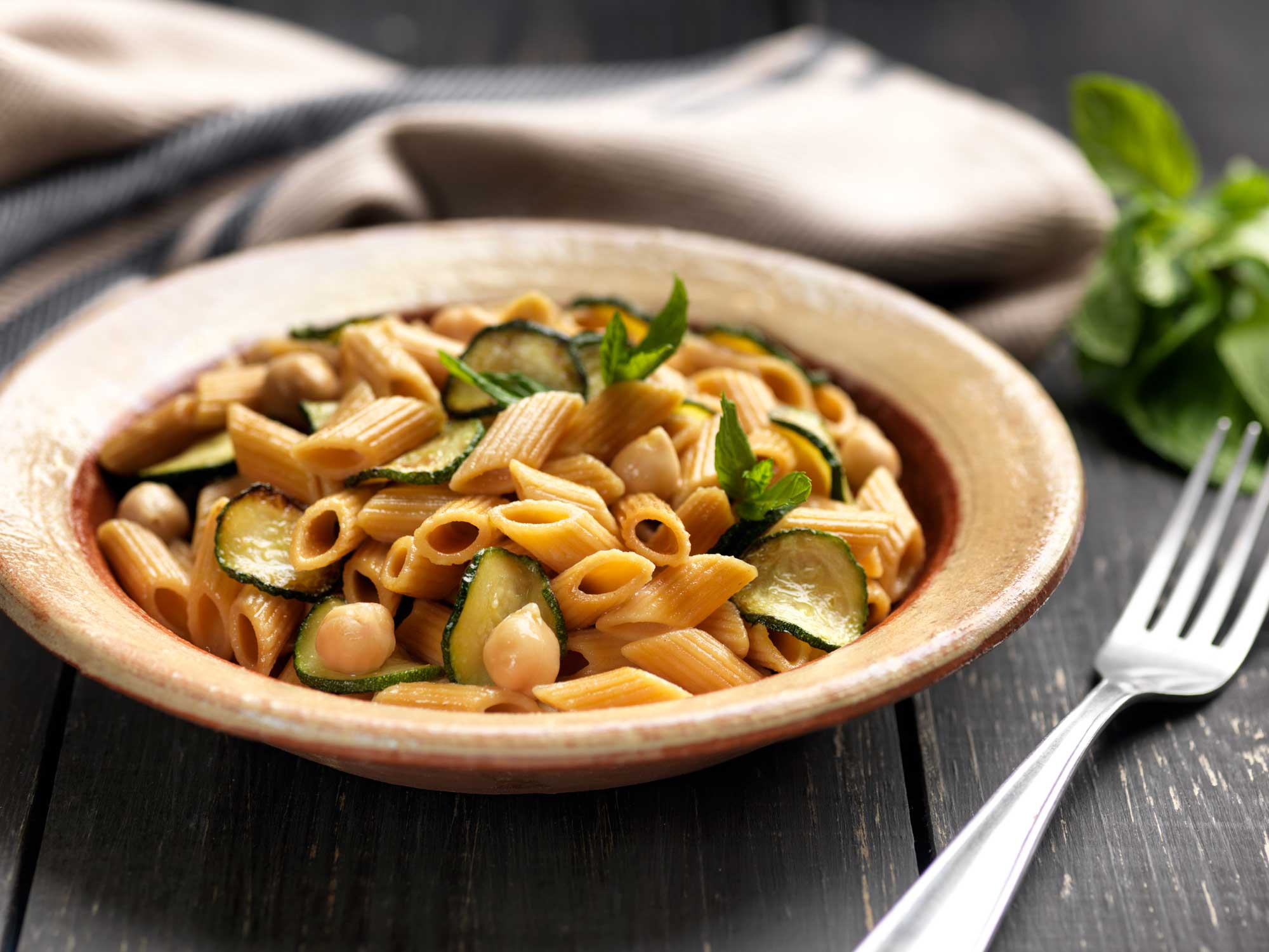 Pasta di legumi: tante proprietà e ricette