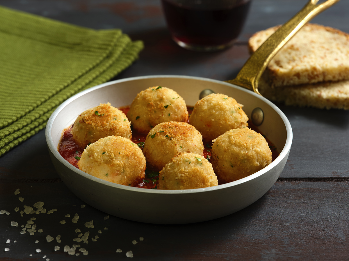 Polpette di fagioli in salsa all'aglio