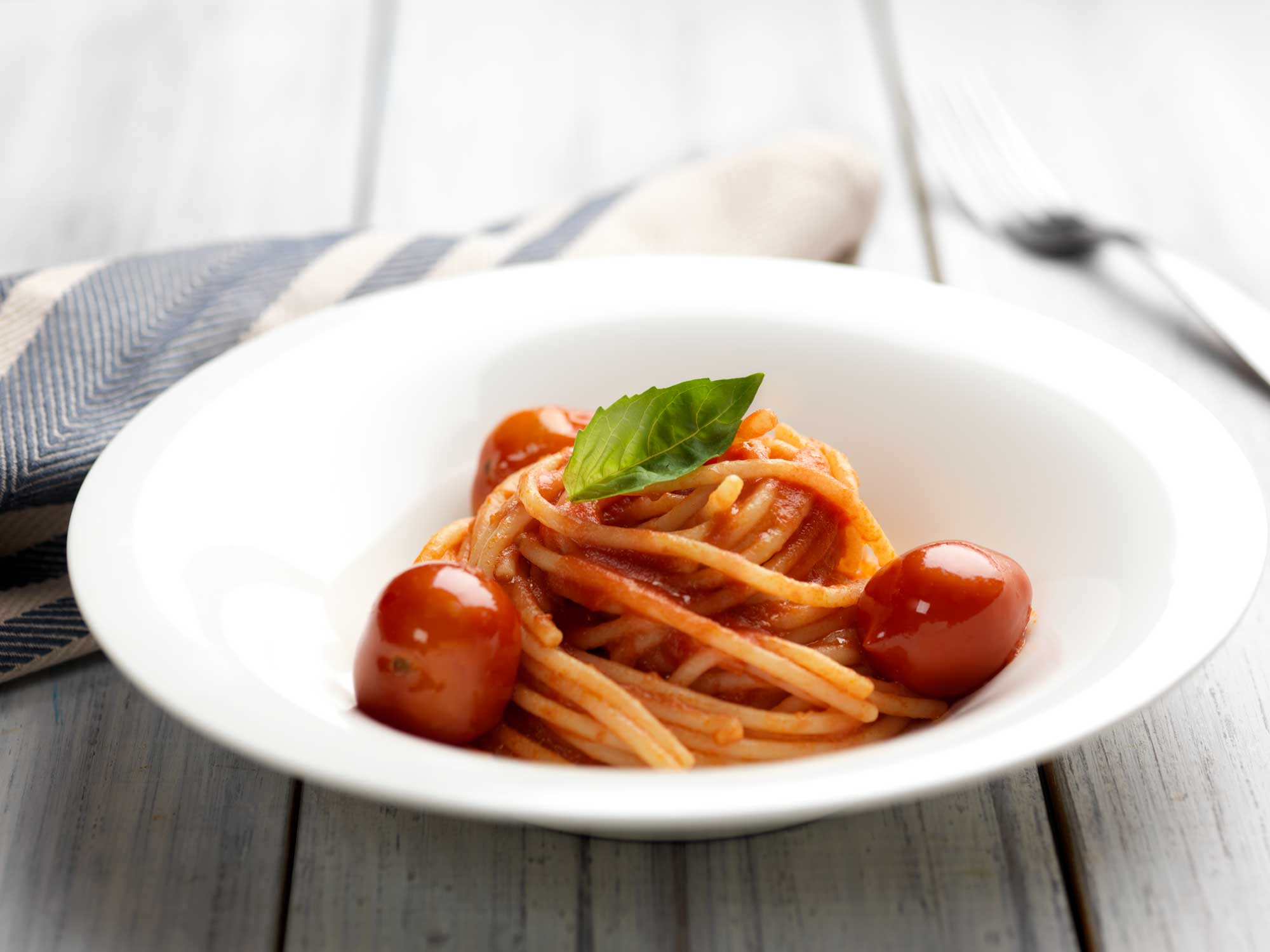 Spaghettoni con pomodorino del piennolo del Vesuvio DOP 